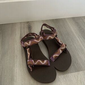 NWOT Teva Brown and Purple Sandals